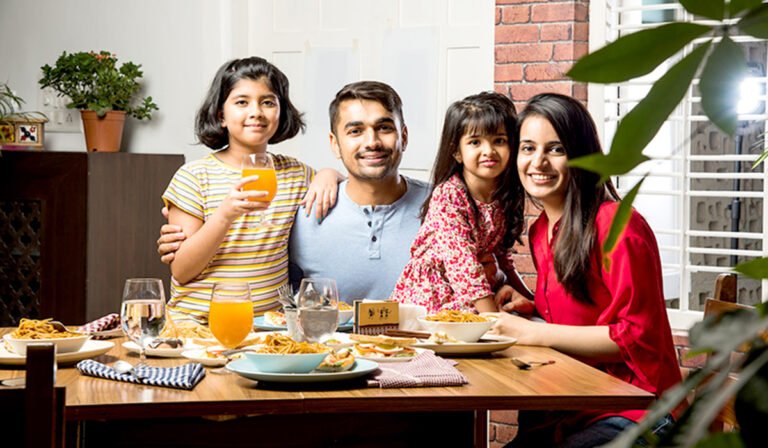 ഭക്ഷണ മേശയിൽ പെരുമാറേണ്ട വിധം