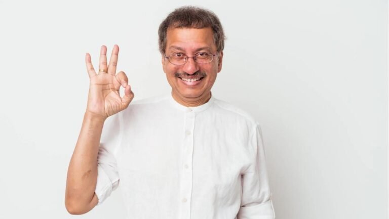 സീരിയസാകണ്ടാന്നേ..